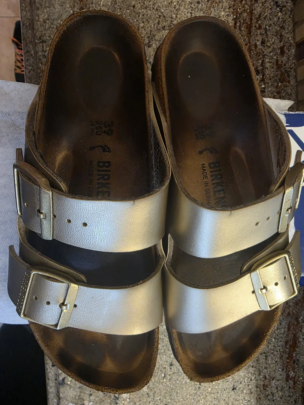 Birkenstock Arizona Sandals in Metallic Gold - Size 39